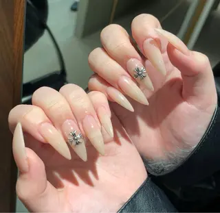 ネイル lino u seinaのネイルデザイン