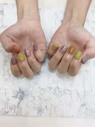 ネイル マックスケリー梅田店所属・佐橋 友美のネイルデザイン