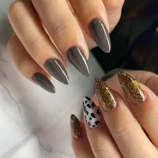 ミディアム ネイル nail salon azuのネイルデザイン