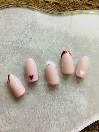 ネイル ECLAT エクラ所属・寺山 千鶴のネイルデザイン