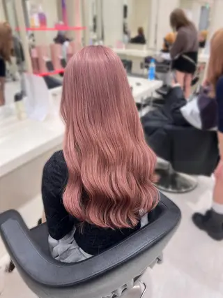 ロング カラー ヘアアレンジ 韓国レイヤー&ピンク 艶髪🩶maikoのヘアスタイル