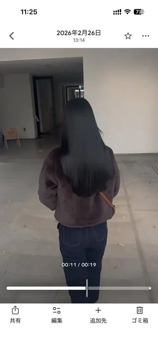 ロング ⭕鏡のような劇艶/ 賀川サトシ⭕️のヘアスタイル