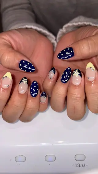 ネイル 👽個性派ネイル🎀 komachiのヘアスタイル