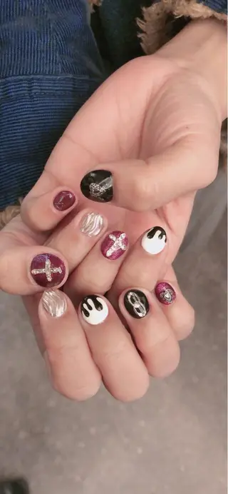 ショート カラー ネイル 💎ビューティサロン 湘南　RIRAN💎のネイルデザイン