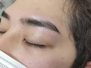 メンズ eyeHbe まつげと眉毛のサロンのマツエク・マツパデザイン