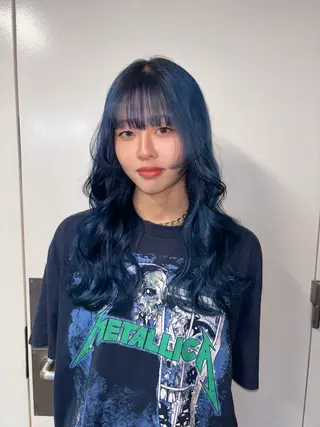 ロング カラー 💫miyu💫デザ インカラー/アレンジのヘアスタイル