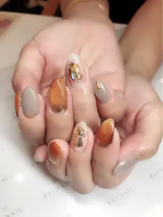 ネイル nailstudio ′ecole所属・nailstudio ′ecoleのネイルデザイン