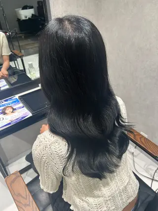 カラー 透明感カラー💙 束感マツエク🪼海月のヘアスタイル