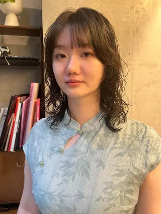 パーマ レイヤーカット\ウル フ　chinatsuのヘアスタイル