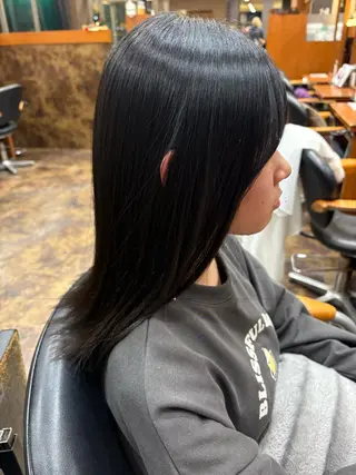 セミロング 落合 ちりのヘアスタイル