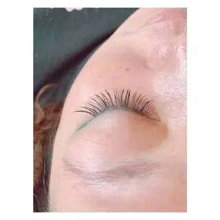 マツエク・マツパ CANVAS beauty salon所属・CANVAS YUUKAの眉毛・アイブロウイメージ