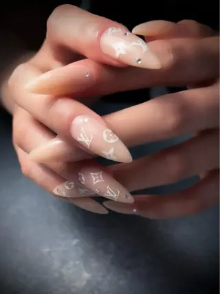 ネイル nine.🦋 YUKOのネイルデザイン