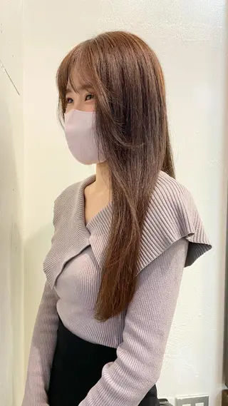 ロング オリーブカラー 長谷川のヘアスタイル