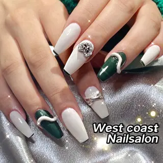 ネイル リボン、ガーリー パーツ放題専門店のネイルデザイン