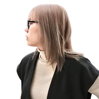 ミディアム カラー ブリーチなしWカラー レイヤー/KOHNOのヘアスタイル