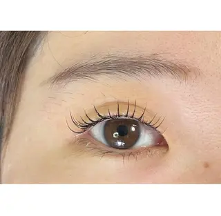 マツエク・マツパ Eyelash salon Blanc 西新井店所属・井浦 花菜のマツエク・マツパデザイン