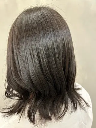 カラー ダリー所属・Dali manaのヘアスタイル