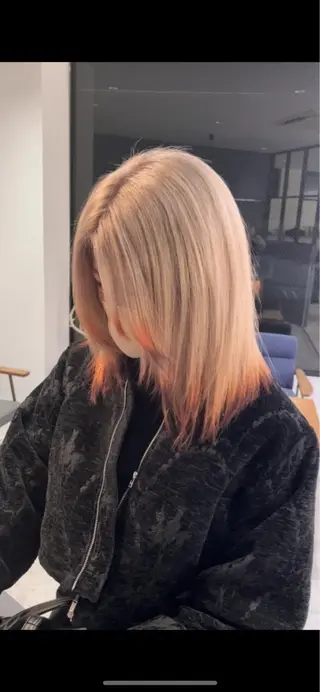 カラー 石原 侑祈のヘアスタイル