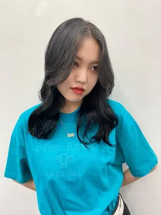 セミロング カラー 🌻名古屋🌻 🫧ハイトーン🫧のヘアスタイル