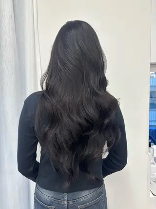 ロング Ess所属・YUKI / レイヤーカット🤍のヘアスタイル