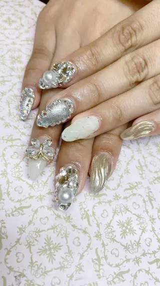 ネイル Piacere所属・Piacere 絵美のネイルデザイン