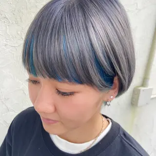 ショート カラー 石黒 よう子のヘアスタイル