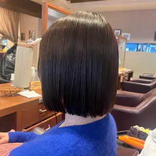 ミディアム よしだ しおりのヘアスタイル