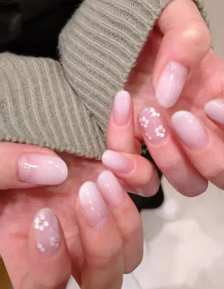 ネイル 會田 瑠衣のネイルデザイン