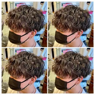 メンズ 👑メンズパーマ特化 店長望月謙二郎👑のヘアスタイル