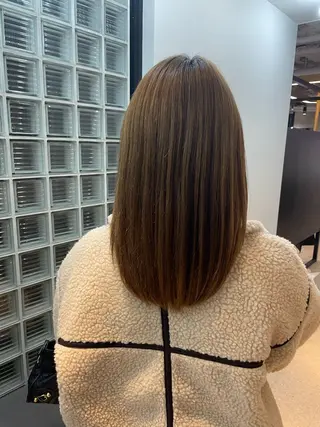 ミディアム One By The Ect所属・ショート/脱白髪染め ☆宇﨑悠実のヘアスタイル