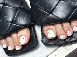 ネイル Refine ネイリスト　坂本のネイルデザイン