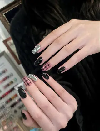 ネイル EMI ANA.CHUOのネイルデザイン