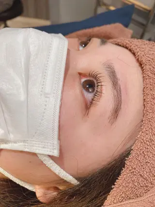 マツエク・マツパ 高評価多💞マツエク /マツパ/眉毛梅田のマツエク・マツパデザイン