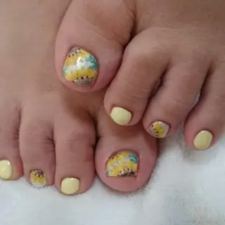 ネイル 柴崎 美幸のネイルデザイン