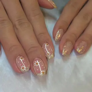 ネイル ⭐︎Alaia 妙典店⭐︎のネイルデザイン