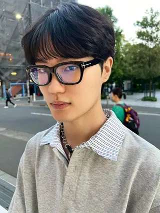 メンズ メンズ ヘアメイク  ハイトーン キャロのヘアスタイル