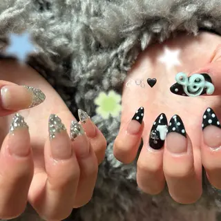 ネイル R nailのネイルデザイン