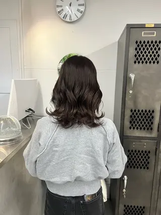 ミディアム INORI /フェイスレイヤーのヘアスタイル