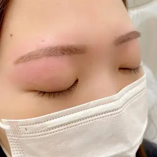 アイブロウ Lucia 清澤のマツエク・マツパデザイン