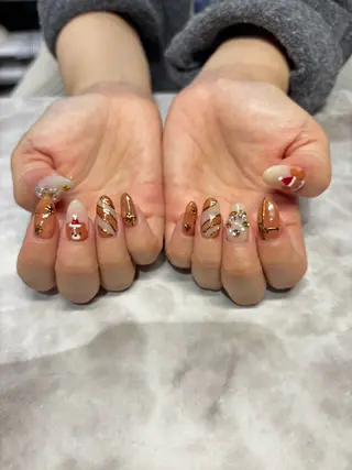 ネイル Rich to安城店所属・長坂 若菜のネイルデザイン