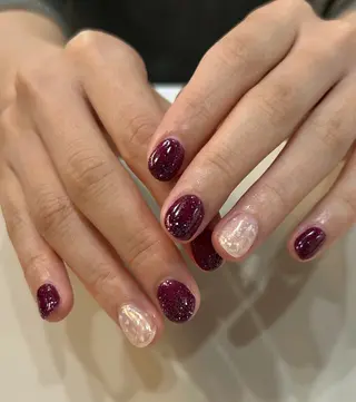 ネイル gratify心斎橋 松本のネイルデザイン