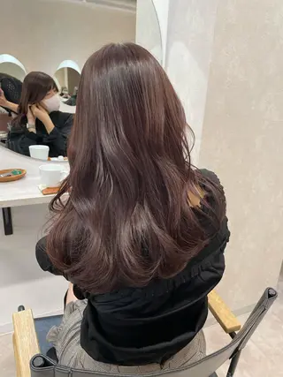 ロング KAORU オリーブカラーのヘアスタイル