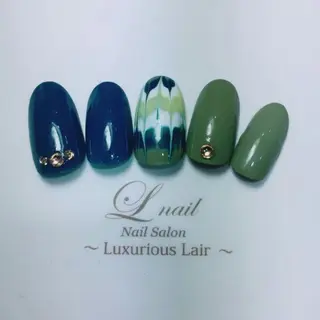 ネイル エルネイル アシスタントのネイルデザイン