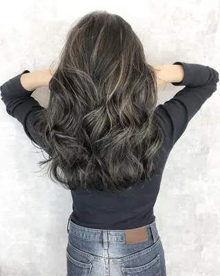 セミロング カラー レイヤーカット BLend 渋谷のヘアスタイル