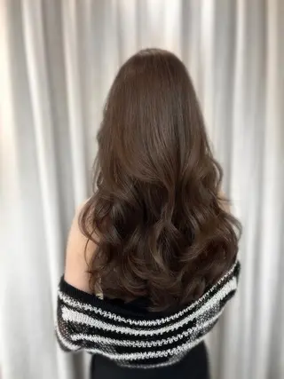 ロング 韓国ヘア レイヤーカットのヘアスタイル