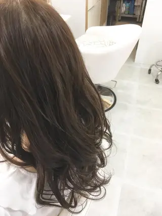 セミロング ロング カラー 髪質改善 中川　翔のヘアスタイル