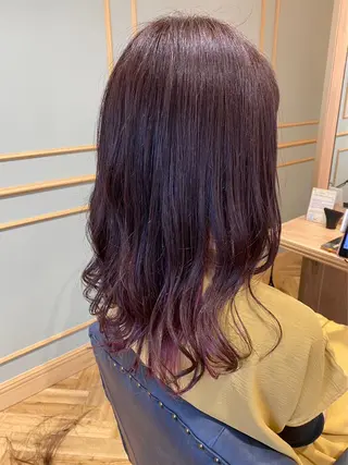 セミロング 室塚 志穏のヘアスタイル