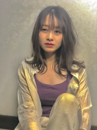 カラー 黒岩 真那花のヘアスタイル