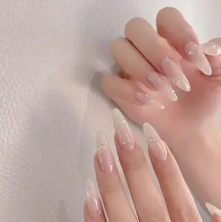 ネイル Queens 榊 まおのネイルデザイン