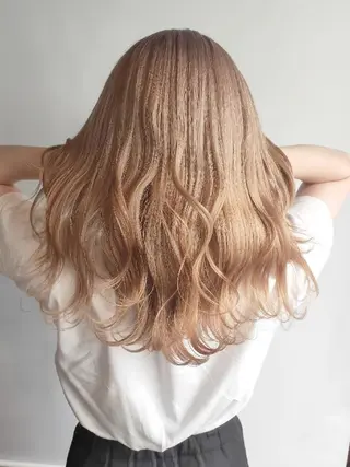 セミロング カラー ReiZ Mizuhoのヘアスタイル